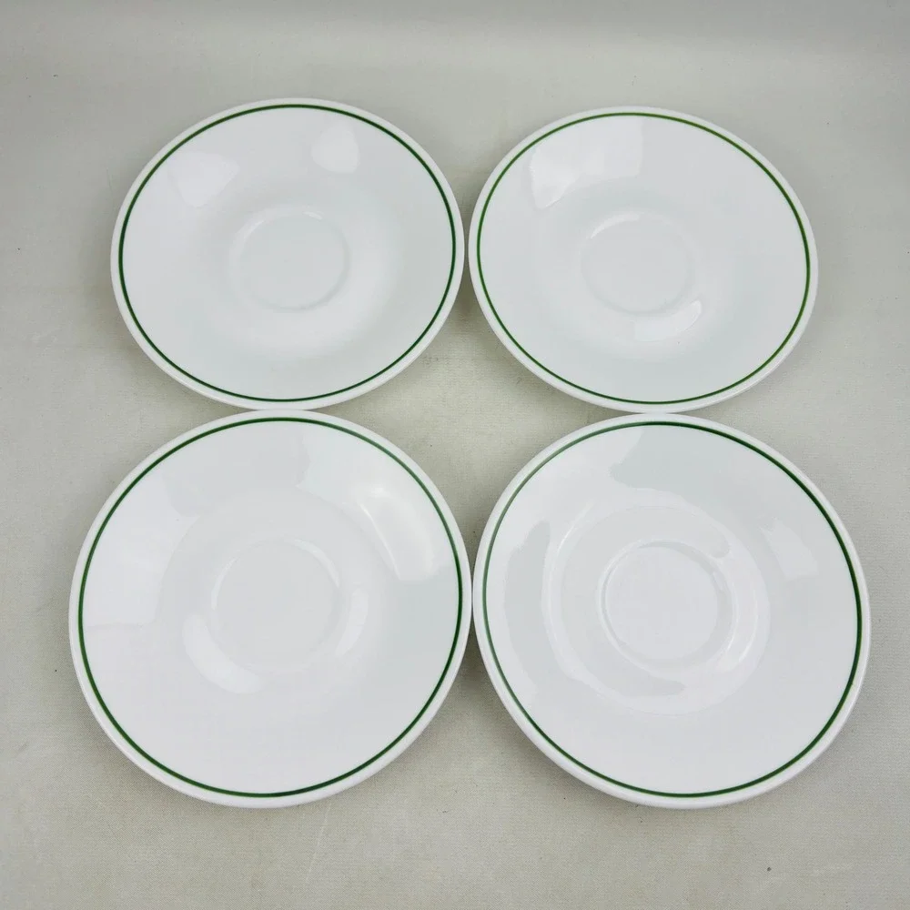 Vintage Corelle Winter Holly Cup & Saucer Set of 4 Black Vein Christmas Holiday